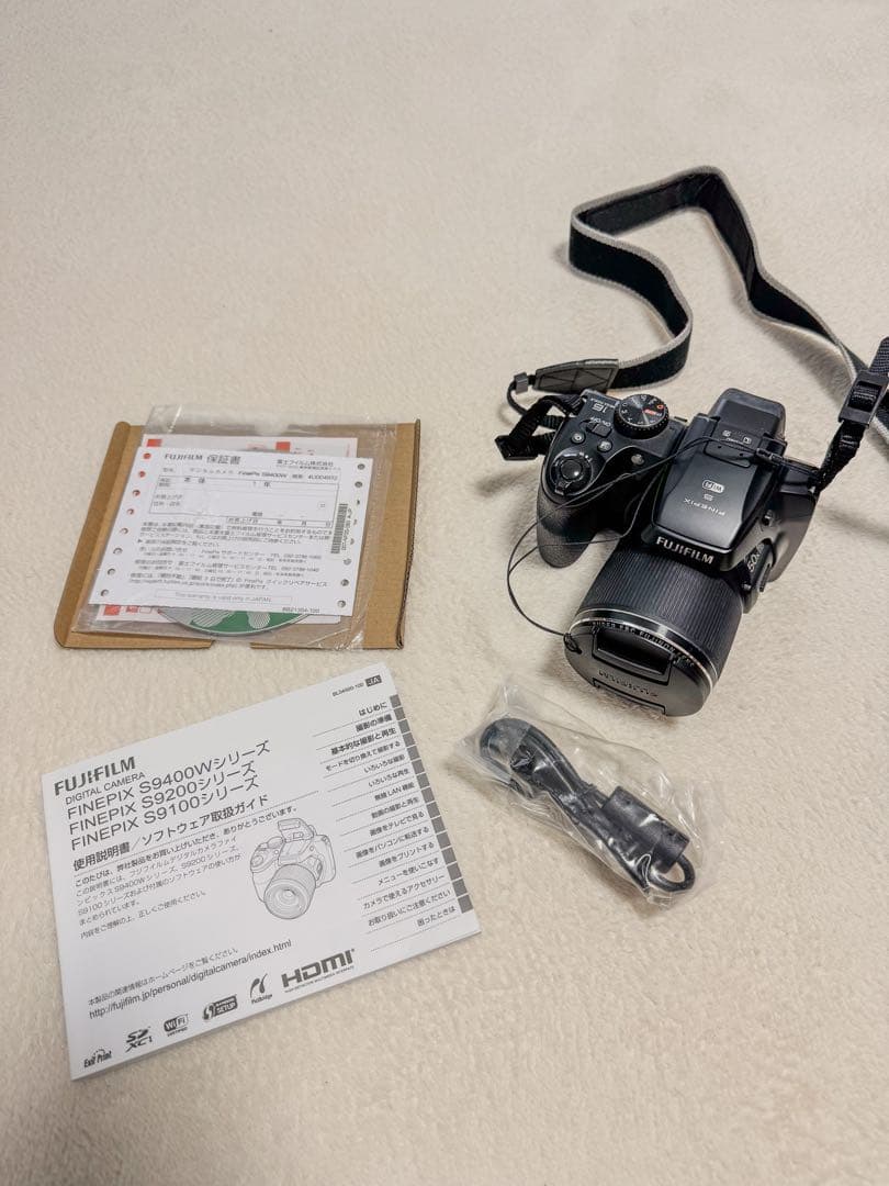 FINEPIX S9400W デジタルカメラ 本体