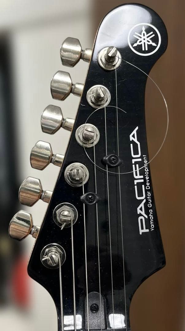 Yamaha PAC611VFM トランスルーセント・ブラック