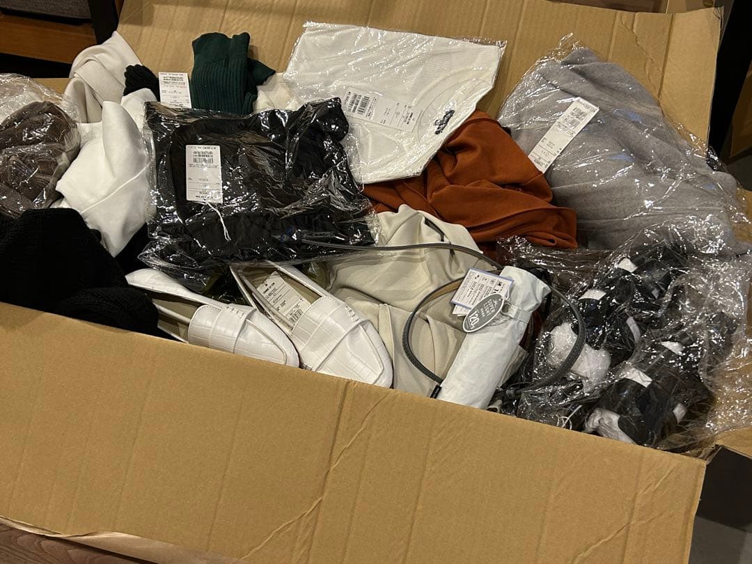 気絶安ッ！【95%OFF】コムサイズム レディース 7/9/11号 総額約25万