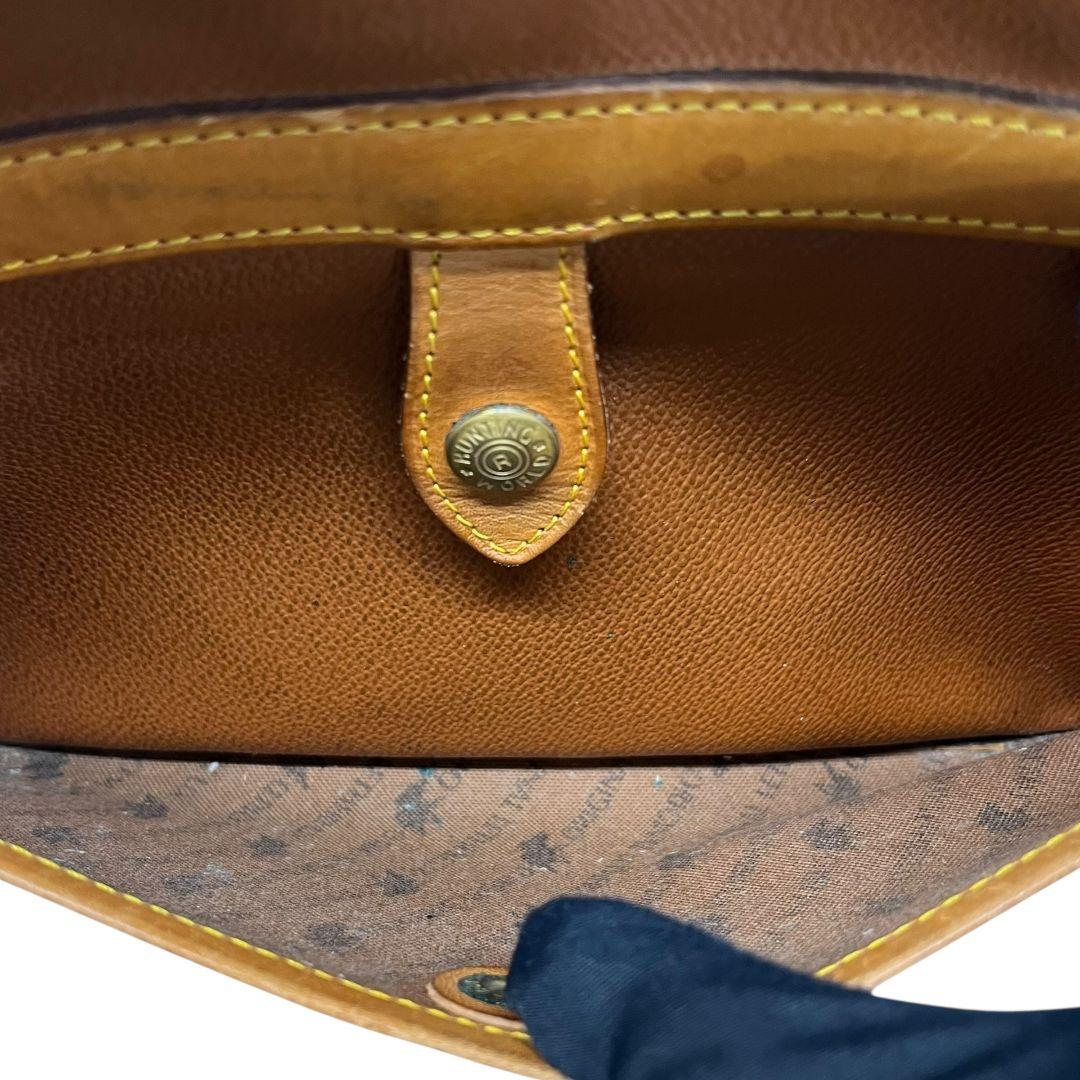 【 良品 】 ハンティングワールド　メッセンジャーバッグ　フラップベルト　レザー