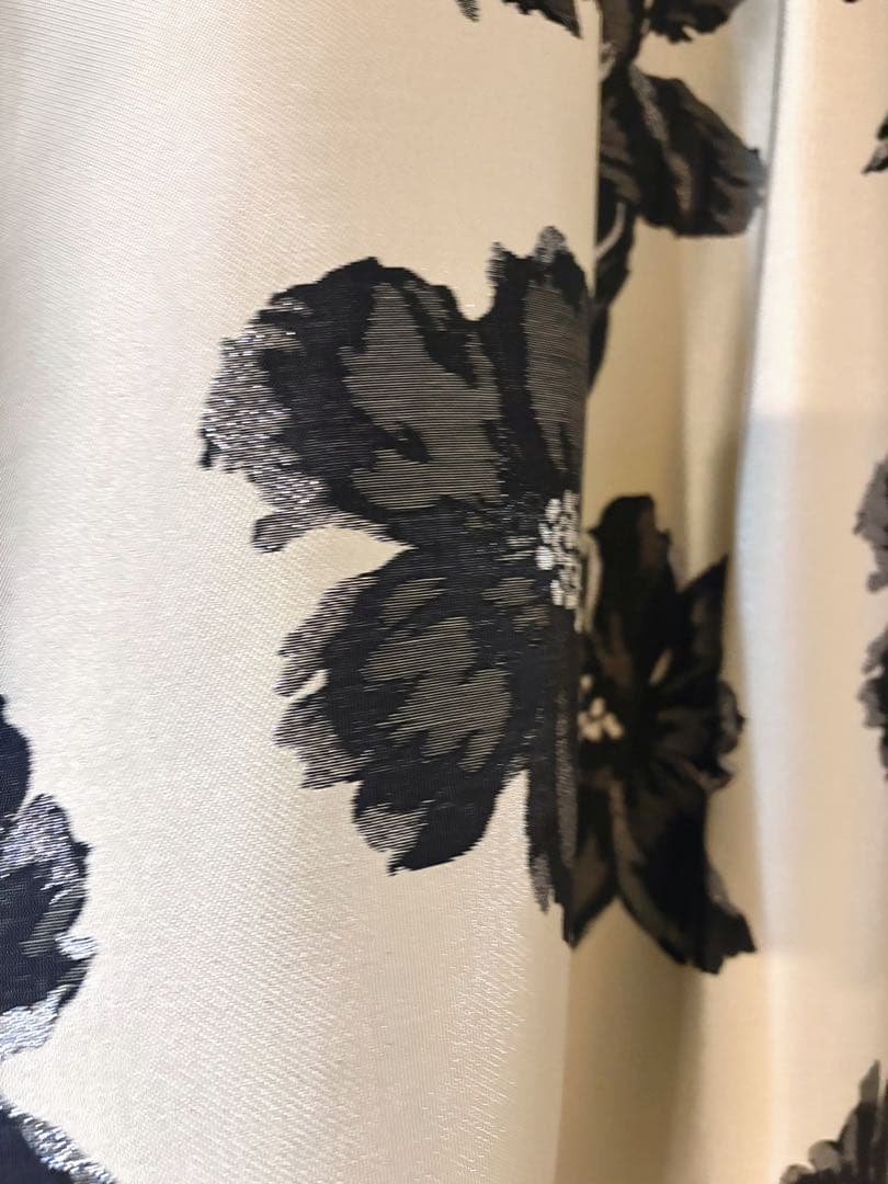 【新品未使用タグ付】allureville ラメフラワージャガードスカート