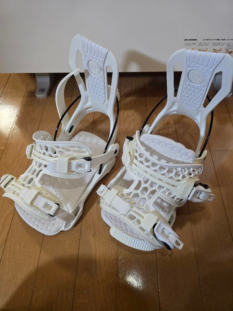 スノーボードビンディング　FLOW　スーパーマチック