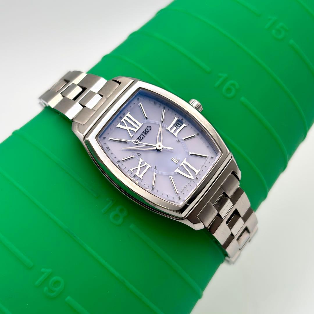 【美品】セイコー ルキア ピンク文字盤 トノー(樽) レディース 電波ソーラー