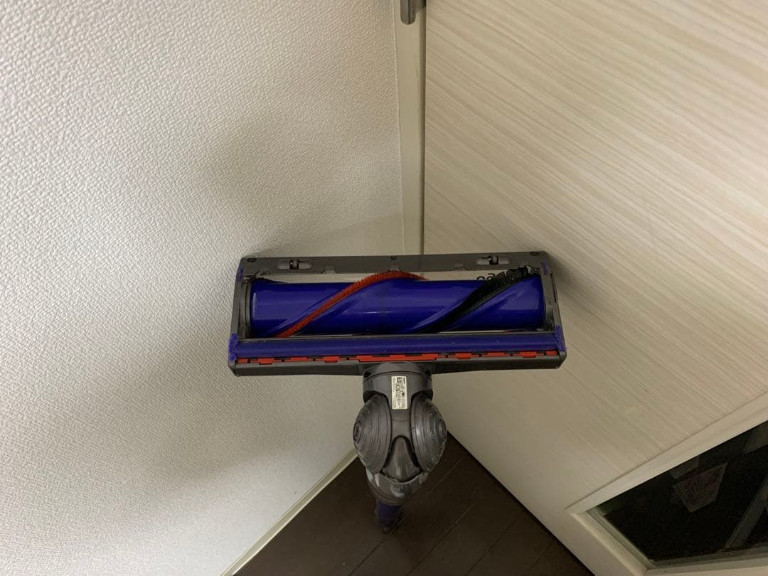 超超美品！高級充電台付き！Dyson V8SV10 30分以上稼働