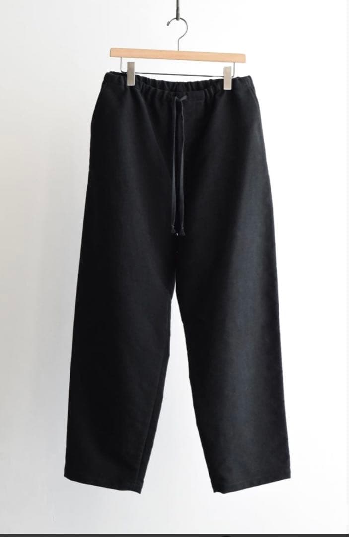 新品1/31迄販売　COMOLI / モールスキンドローストリングパンツ25AW