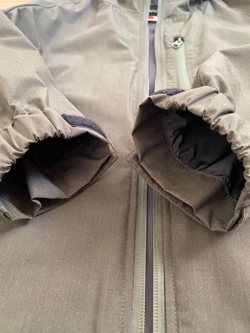 ヨシ　NANGA GrandPARK 別注 TAKIBI シェルブルゾン