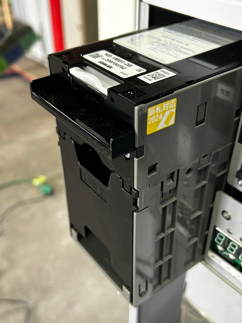 両替機•令和6年新札対応・架台付•送料無料・領収書OK・東亜電子MC11D