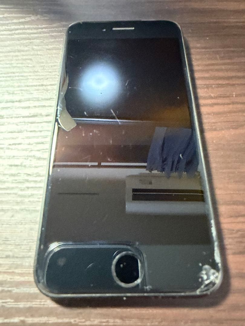 Apple iPhone SE第二世代　64GB スペースグレー 本体