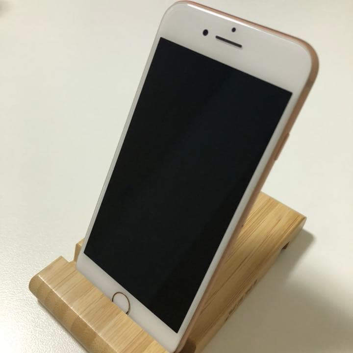 iPhone 8 Gold 256 GB SIMフリー