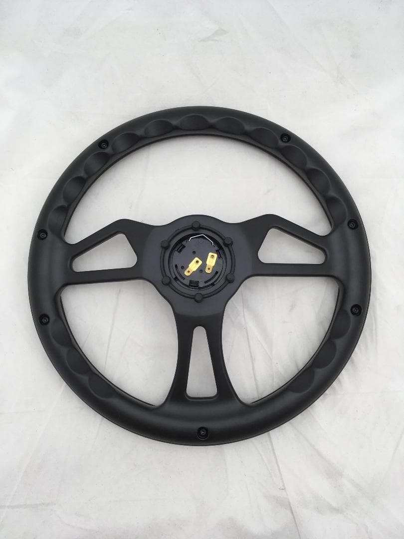 お*り様 半額スタート！W-POWER ステアリングホイール ブラック