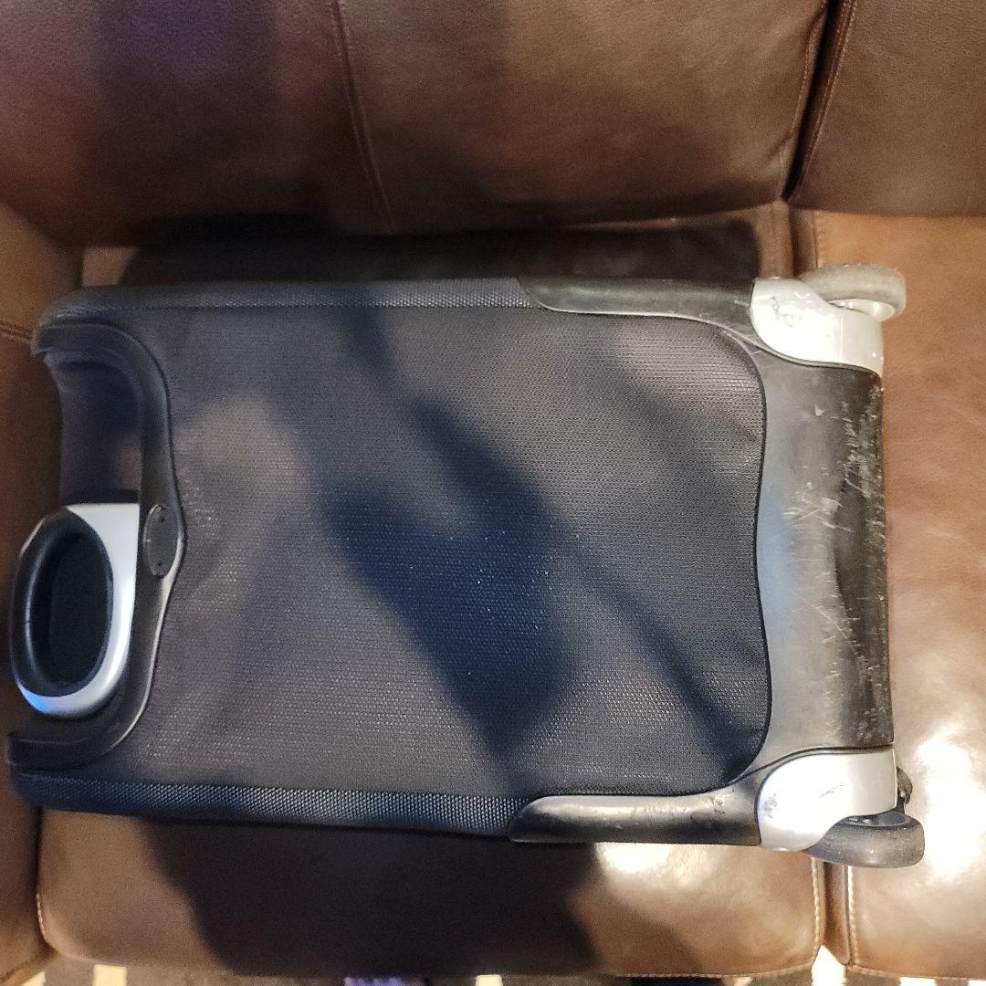 TUMI 数量限定貴重モデル　キャリーケース　ハンドル向き回転機能付き