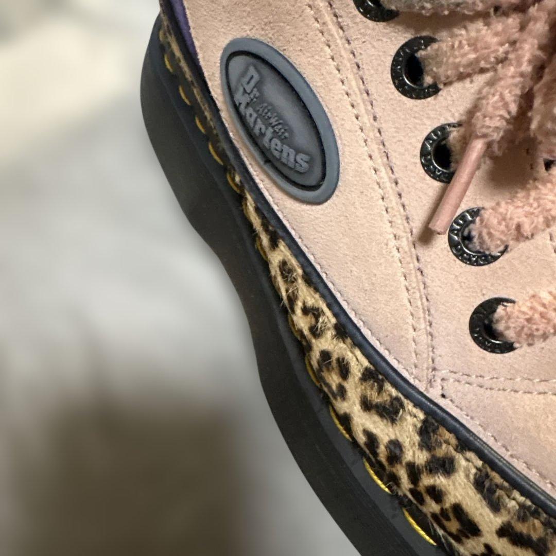Dr.Martensヒョウ柄厚底シューズ