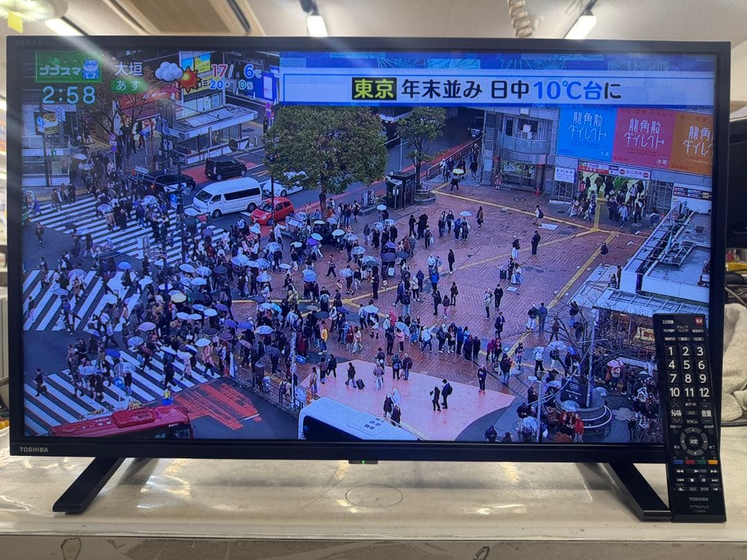 手渡し価格　F116 美品　TOSHIBA 32S24 32型　液晶テレビ