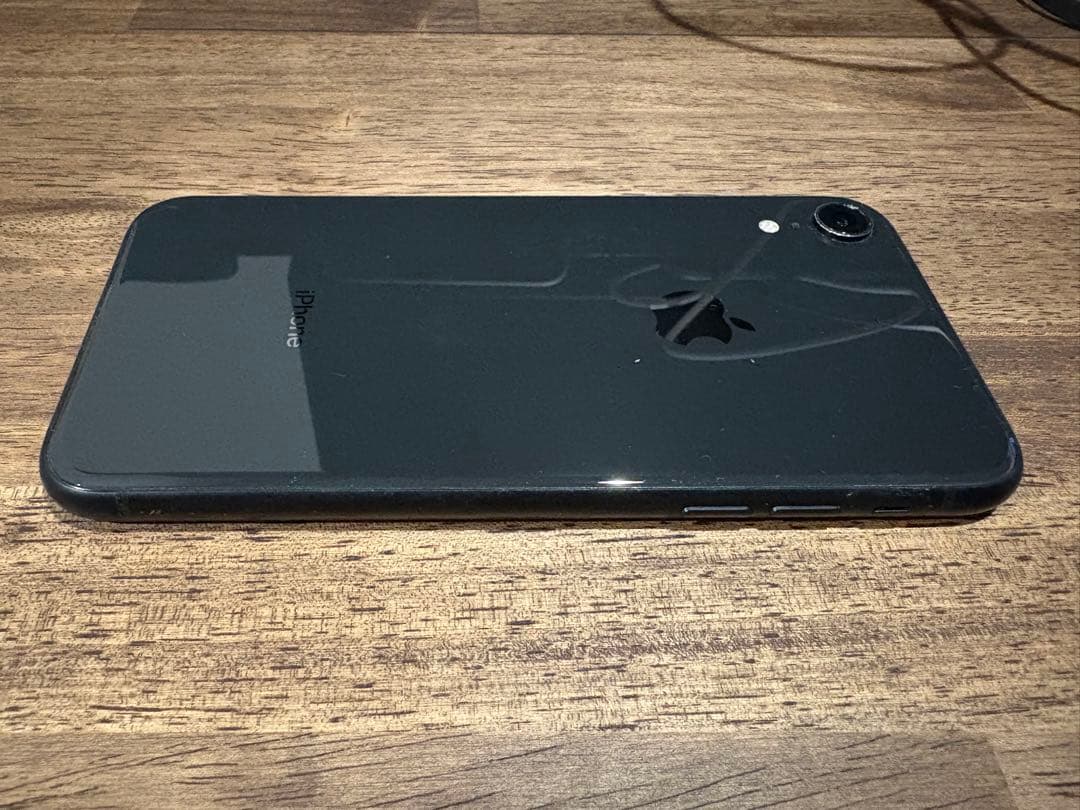 iPhone XR 本体　ブラック