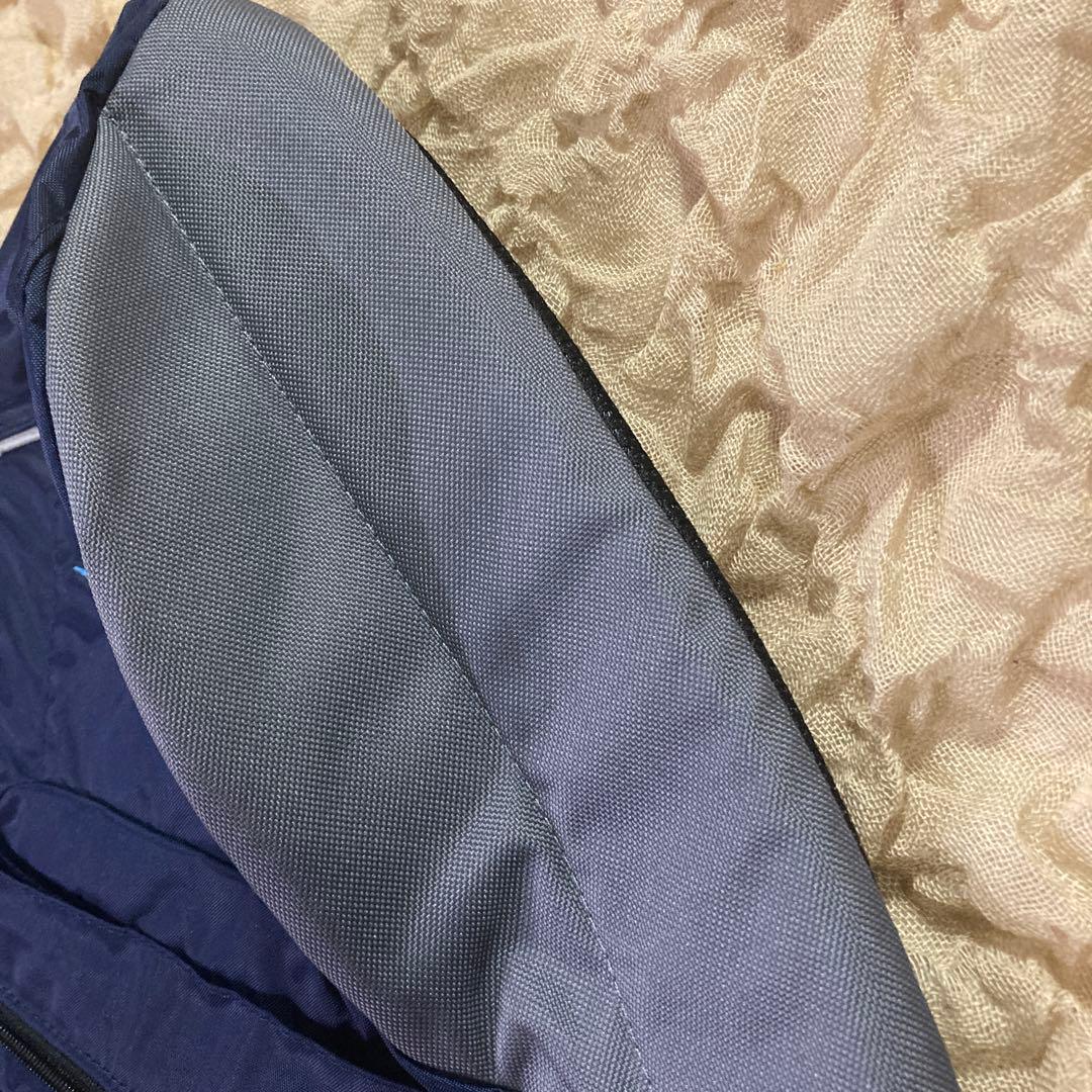 【新品】NIKE ボディバッグ　スリングバッグ　ネイビー