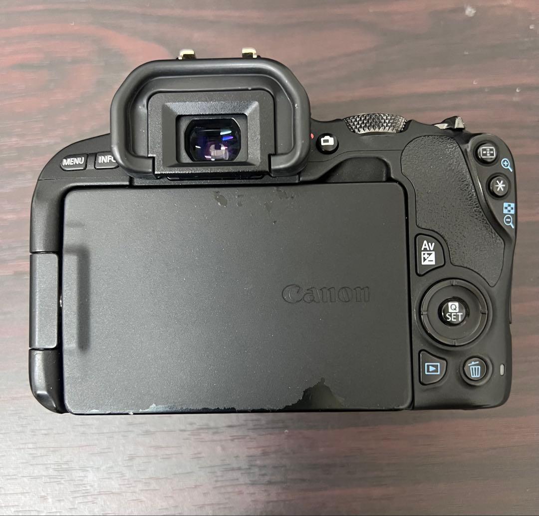Canon EOS Kiss X9 キャノン キス