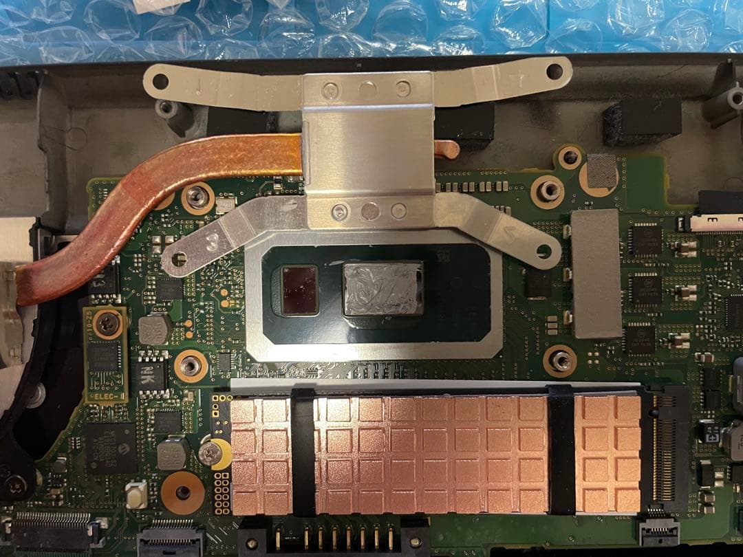 整備済LifbookU939／B i5 8365U M.2 NVMe 256GB