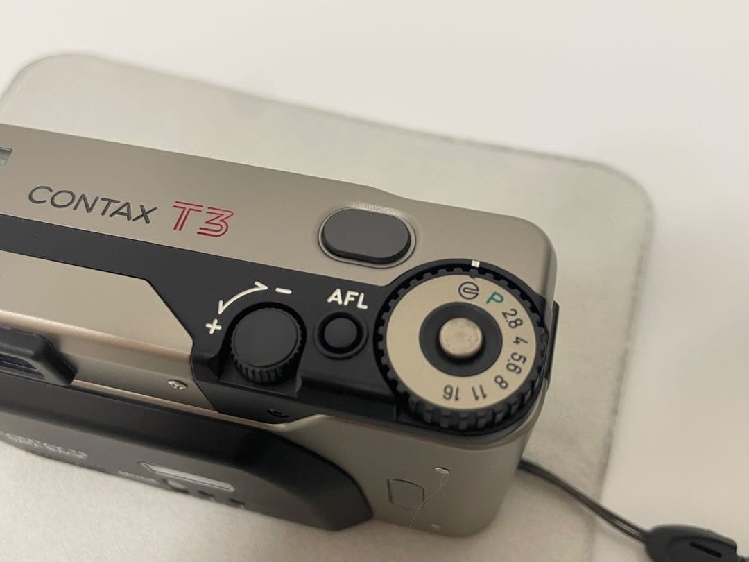 【中古/美品】CONTAX T3 データバック付 専用ケース/ストラップ付