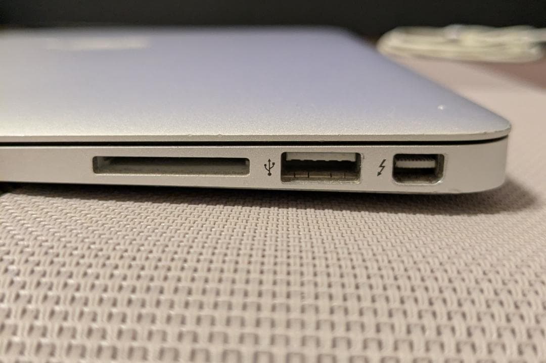 MacBook Air (13インチ 2012 Mid)