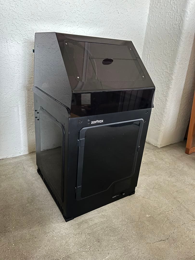 Zortrax M200 Plus 3Dプリンター HEPAカバー付