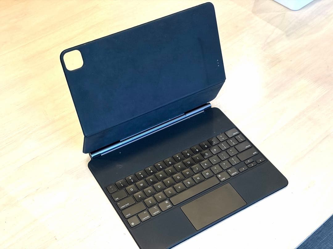 Magic Keyboard MXQU2LL/A 12.9インチ US iPad