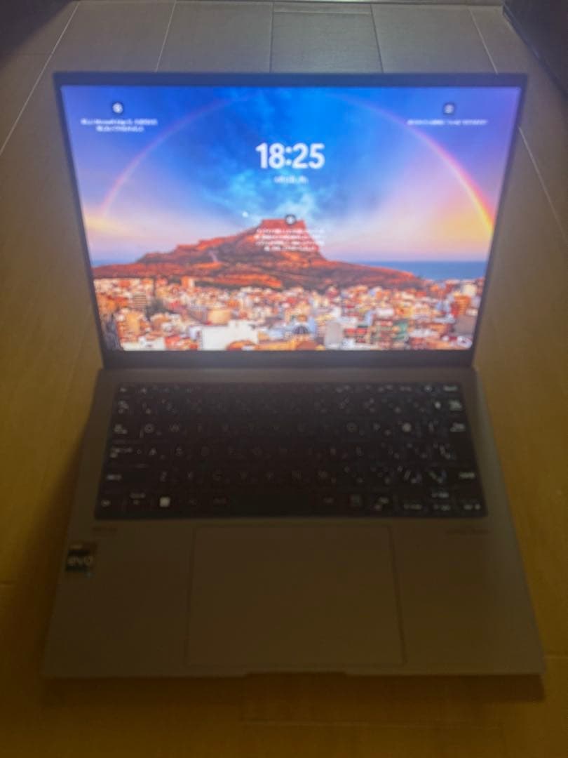 Windowsノート本体 ASUS ZenBook S 13 OLED UX5304VA