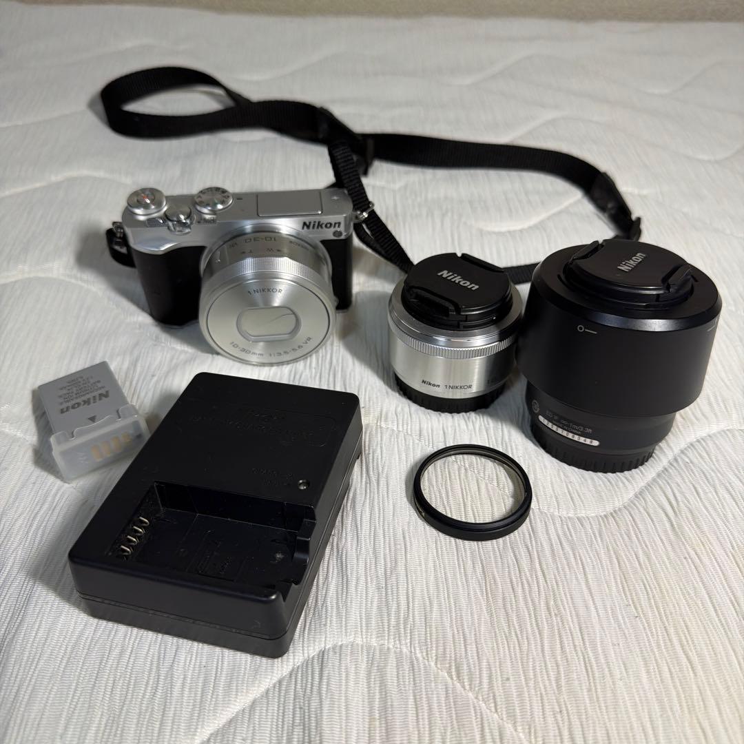 完動品Nikon 1 J5ミラーレス+レンズ