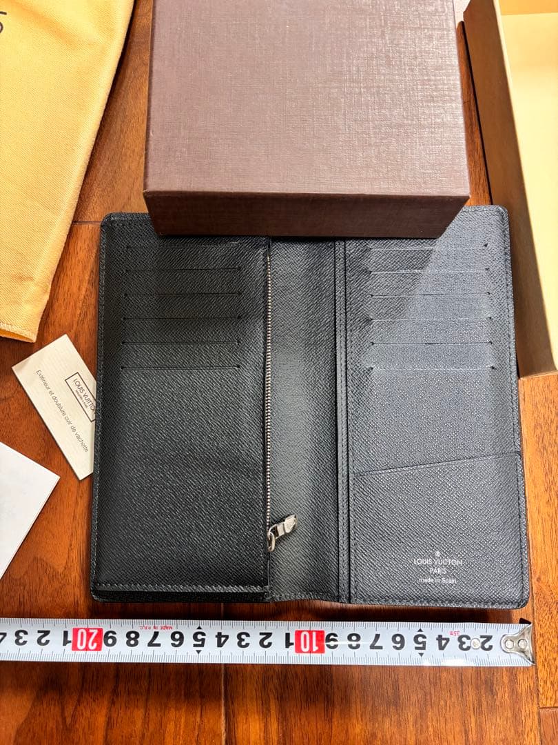 LOUIS VUITTON 長財布 エピ レザー　美品