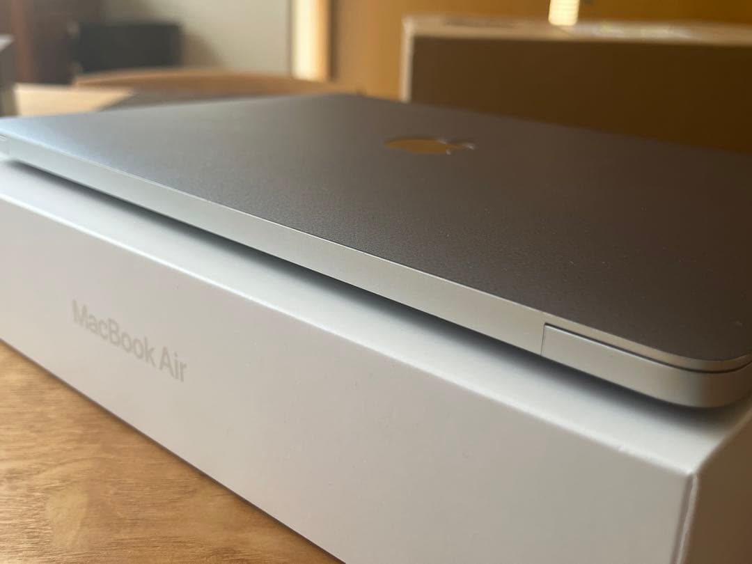 MacBook Air M1 13.3インチ 16GB/256GB シルバー
