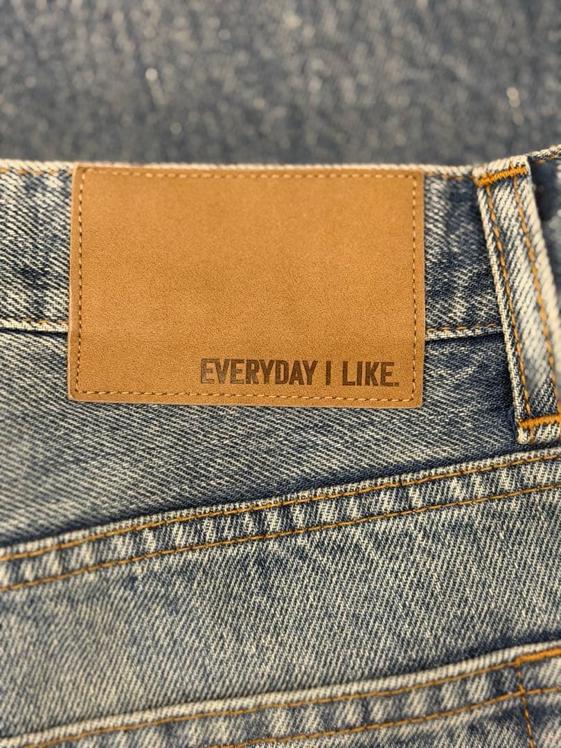 完売品Deuxieme Classe Modern Flareジーンズ36サイズ