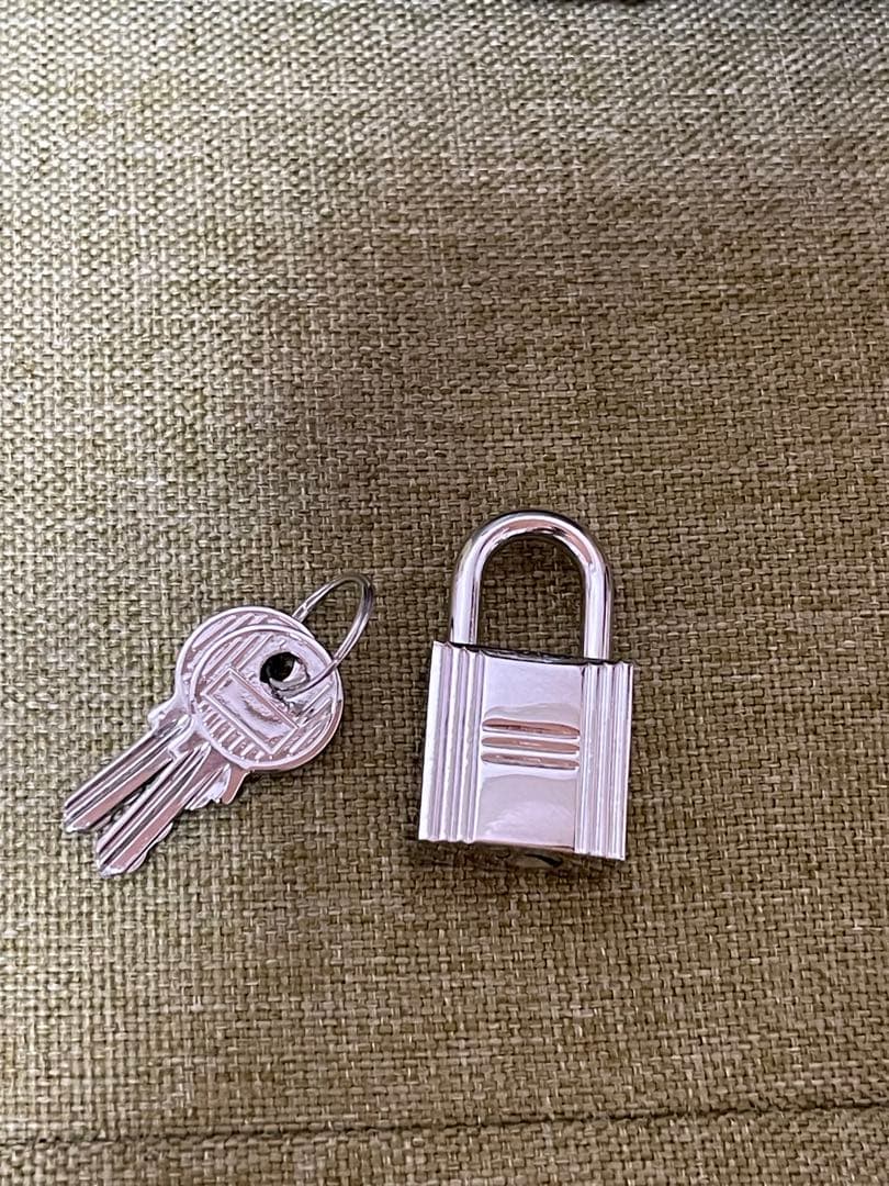 専用　本革ハンドバッグ　キューブバッグ　バケツ型バッグPM手縫い