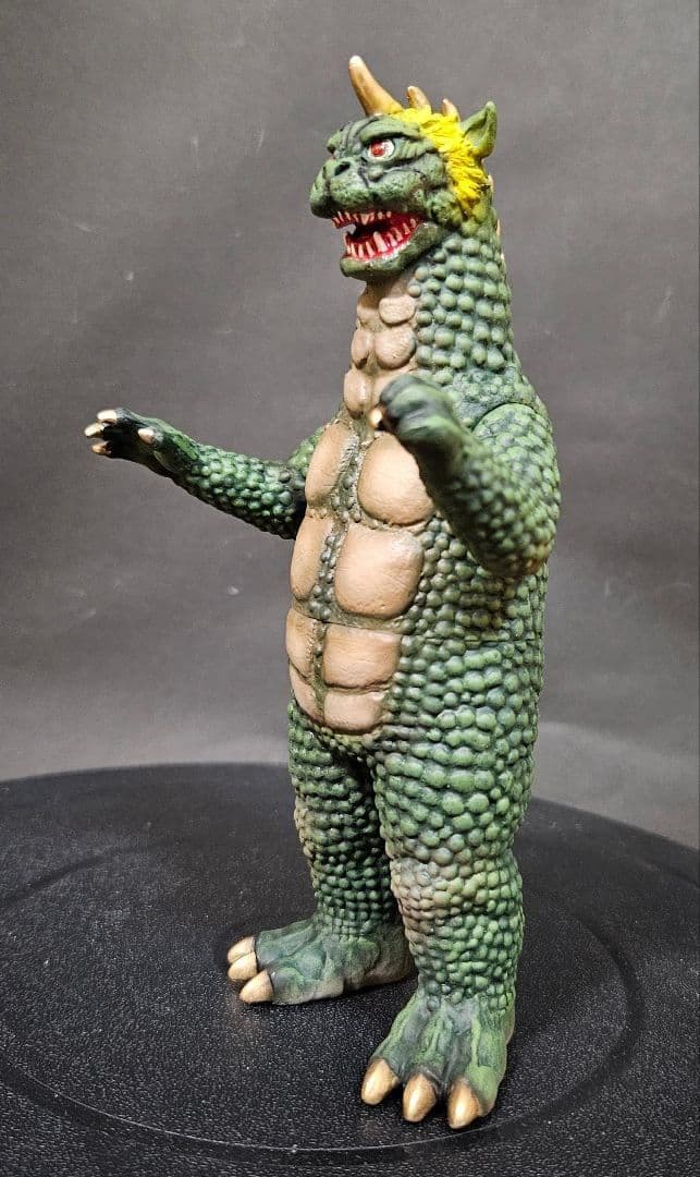 #2239 ゴジラ怪獣ソフビ　ガバラ　リペイント完成品
