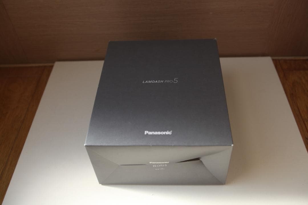 5枚刃　ラムダッシュ PRO5 ES-LV7J　日本製　専用洗浄剤3箱/替刃付属