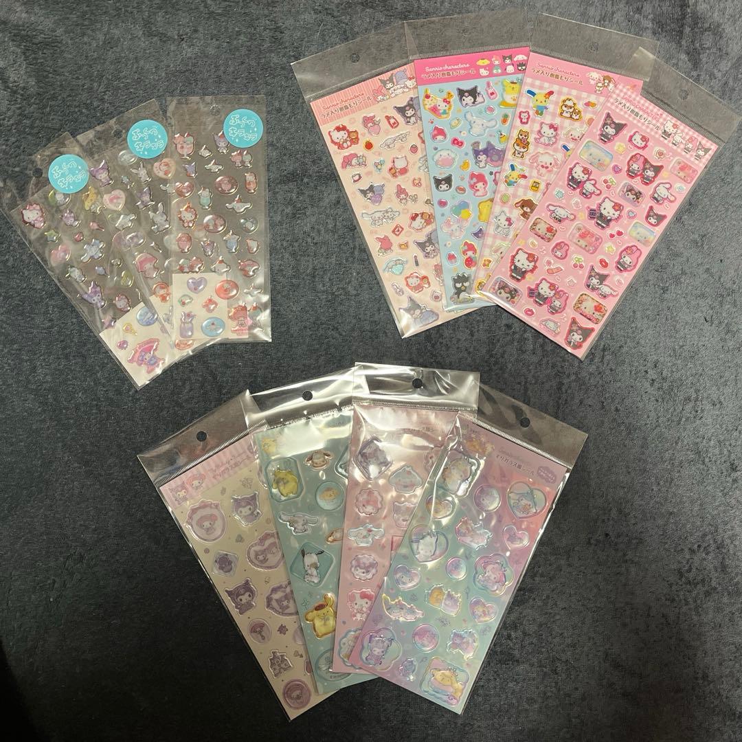 【正規品】サンリオシール11枚セット　すりガラス風・ラメ入り・キラフチ樹脂もり