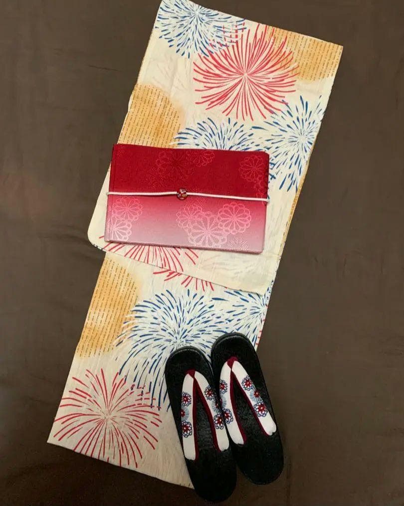 ◆最高級国産染◆高級綿変わり織り◆花火古典の生成り浴衣◆大人ゆかた◆新品