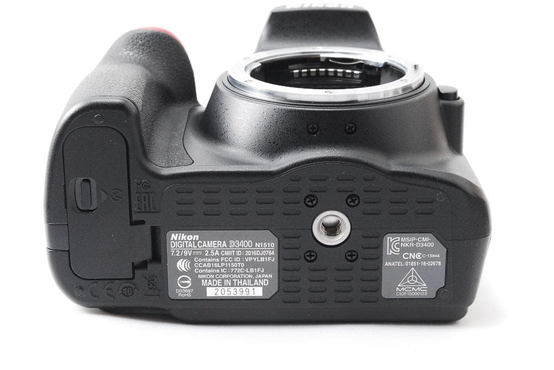 新品同様 Nikon D3400 低ショット数 Bluetooth スマホ転送