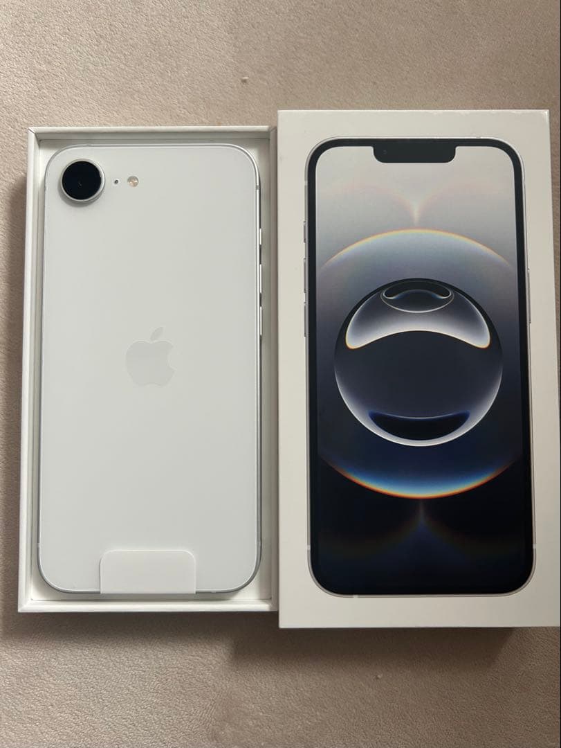 【新品　未使用】　iPhone16e 128GB ホワイト