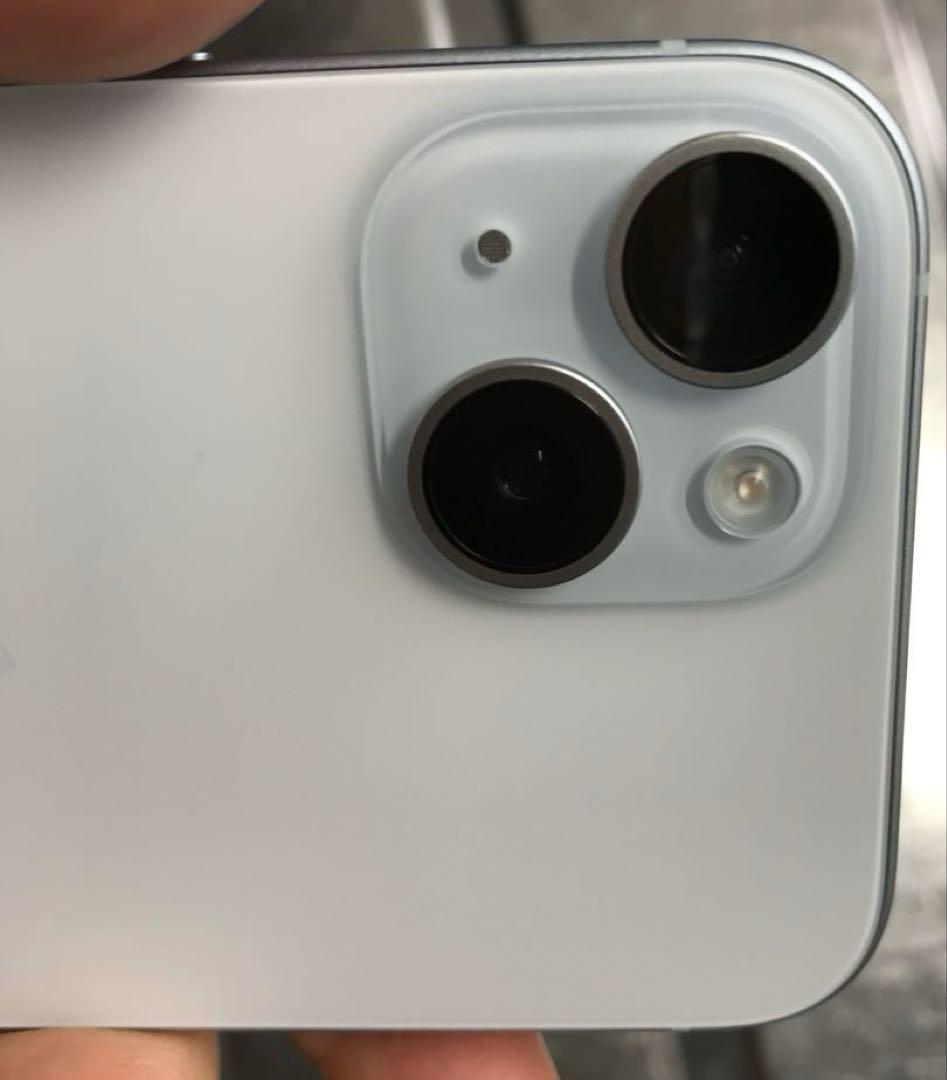 【美品】iPhone 15 ブルー SIMフリー版 128GB MTML3J/A