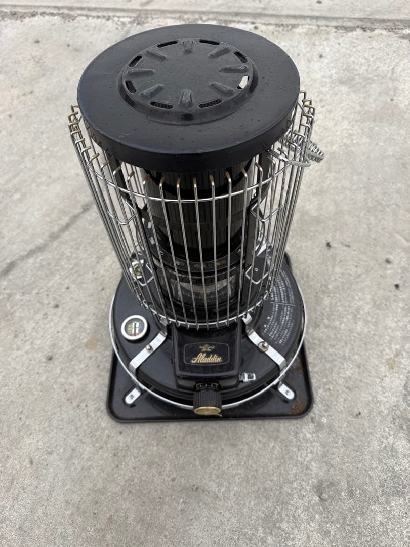Aladdin 2011年石油ストーブ 黒 ブルーフレームヒーター BF3906