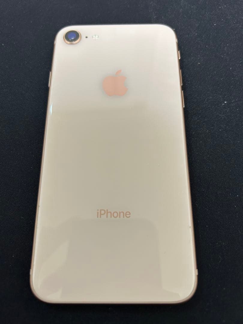 ス*き様 Apple iPhone8 64GB ゴールド 本体 中古