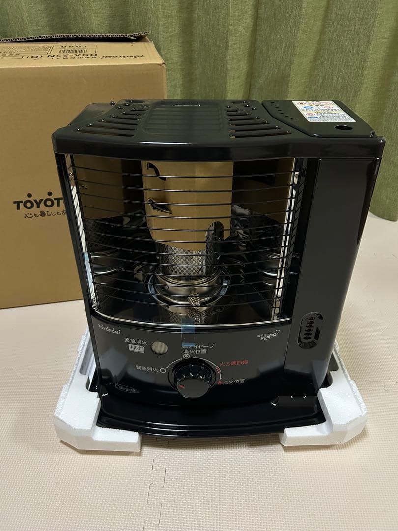 トヨトミ 灯油ストーブ ブラック　RSX-23N
