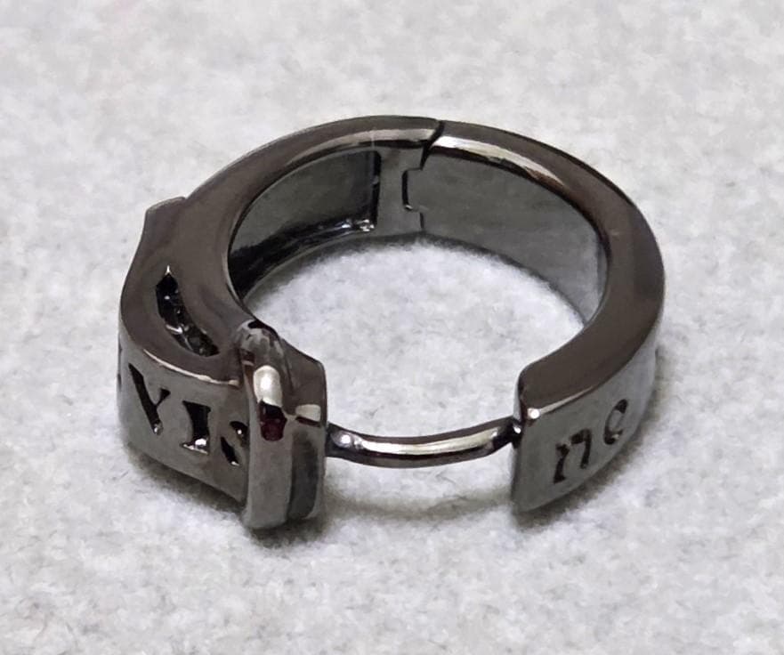 ヴィヴィアンウエストウッド　BOBBY　フープピアス　片耳用　箱付き　41786