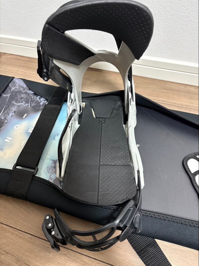 Salomon super8 151cm hologram スノーボード