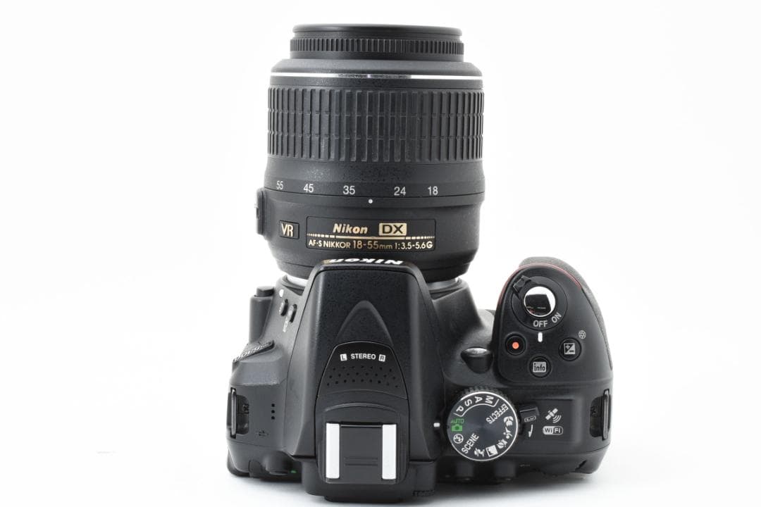【美品】Nikon ニコン D5300　✨Wi-Fi機能搭載✨お得なセット付き✨