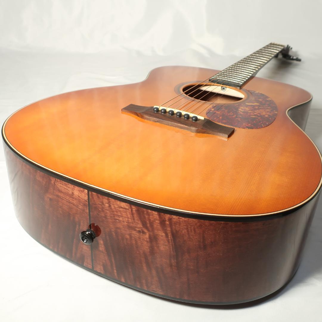 段ボール美品 Headway HF-630 ギター ケース付 トラ杢 トップ単板