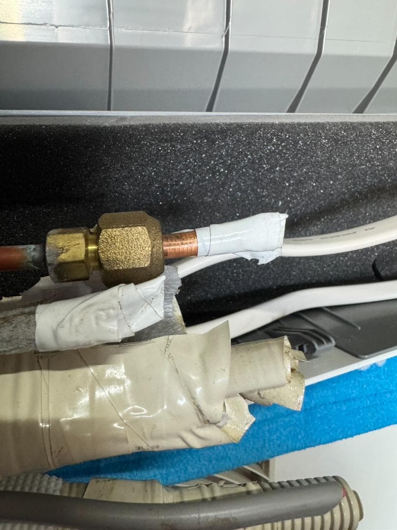 東芝　ルームエアコン　RAS-K562DX(W) 2024年製 200V 18畳