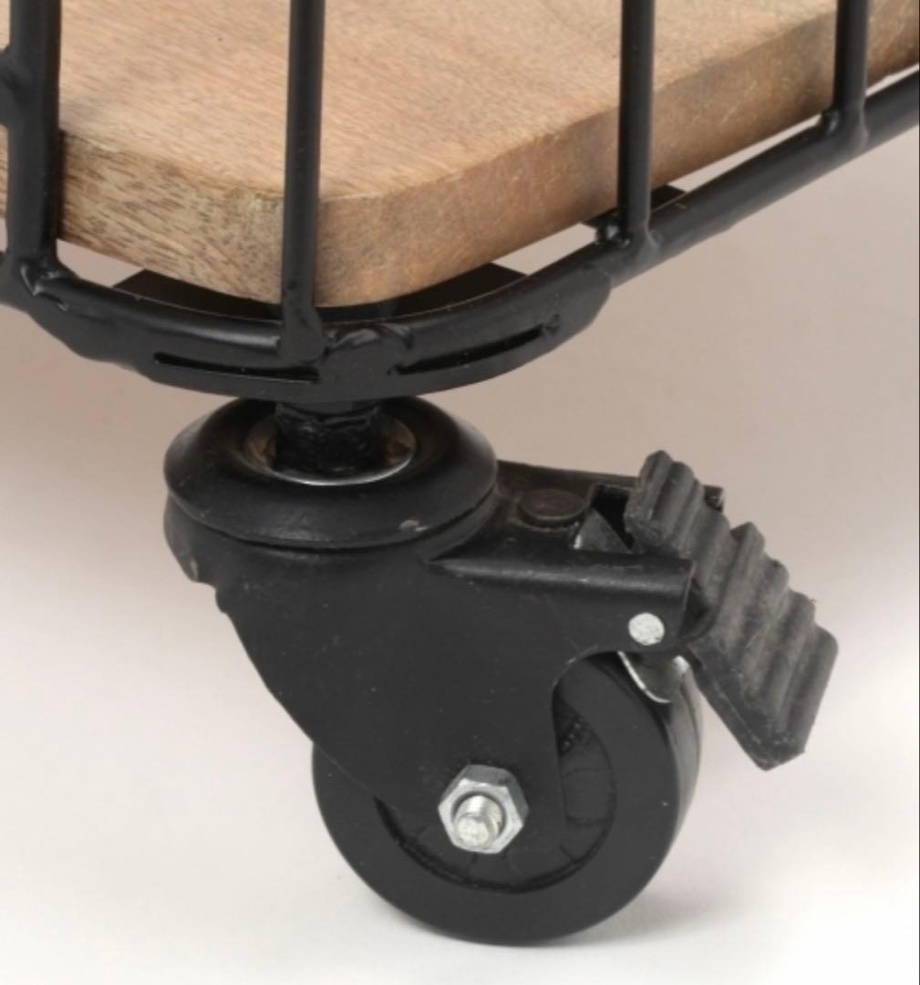 ✨新品【niko and...キャスターラックスクエア収納.三段ワゴン】大人気！