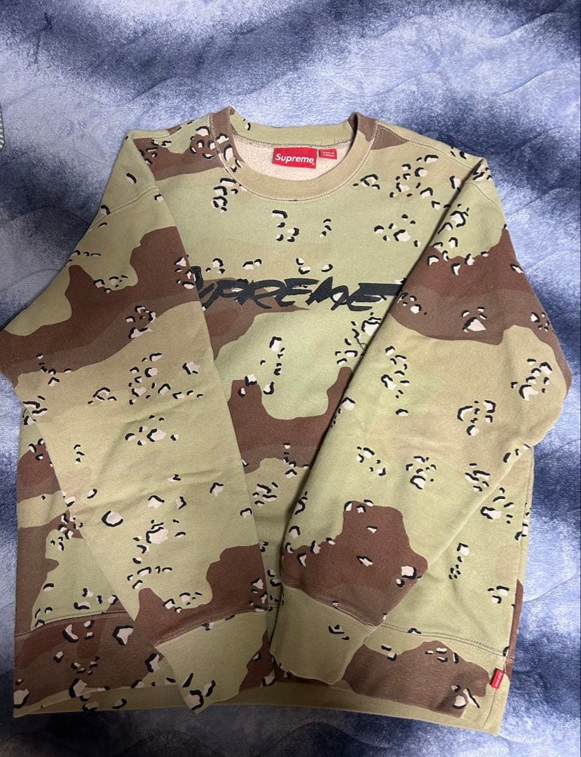 Supreme futura logo crewneck sサイズ スウェット