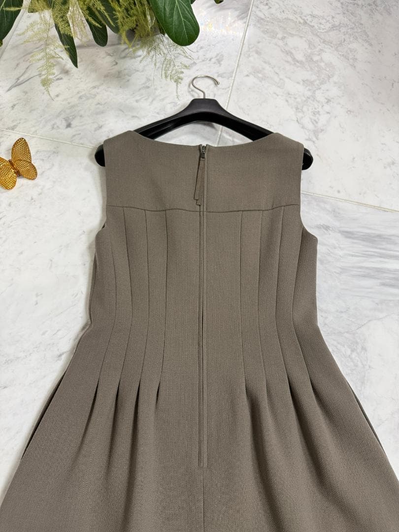 定価約12万★美品★FOXEYフォクシーマグノリア ウール美くびれシルエット38