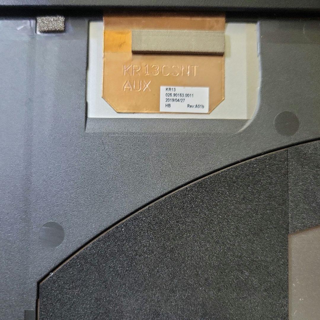 DELL inspiron 7380 i5-8265U HDMIで使用して下さい